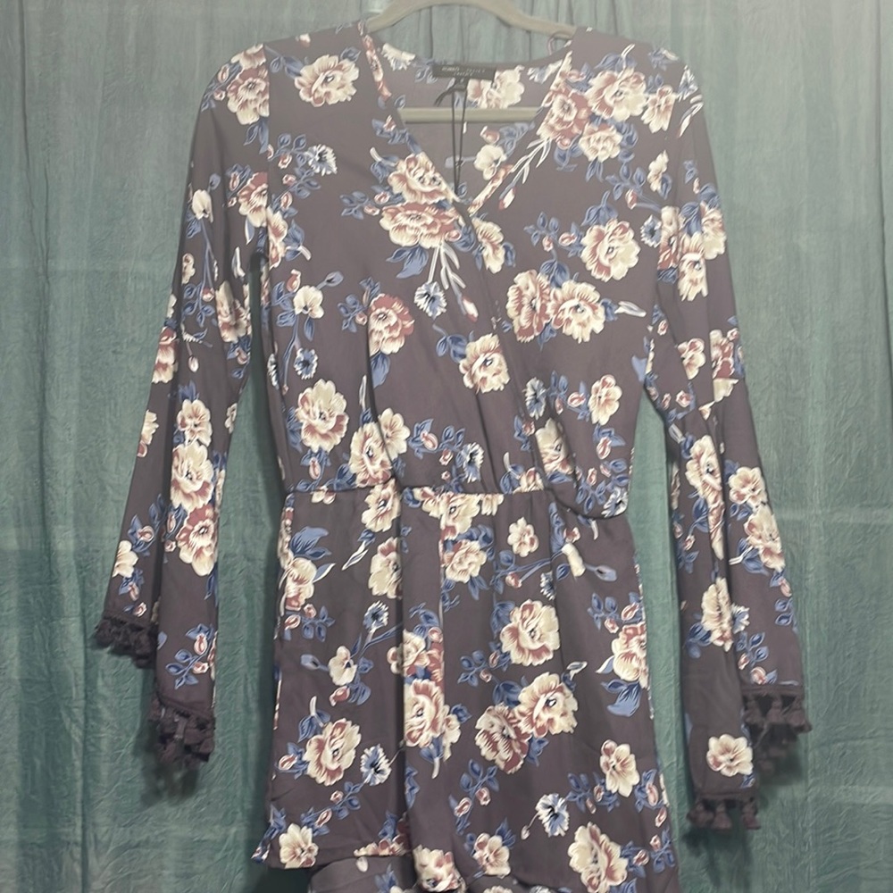 Romeo and Juliet couture floral romper size small